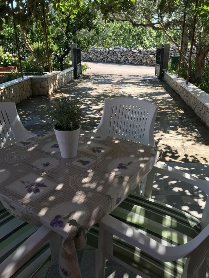 Apartman Mirjana With Terrace And Free Parking Donji Okrug  المظهر الخارجي الصورة